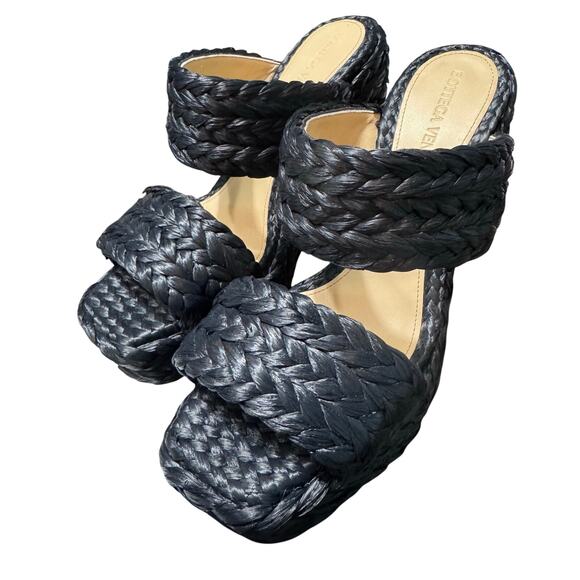 New Auth. Bottega Veneta Trinity Black Raffia Braided Platform Heel Sandals 38.5 - Picture 4 of 10